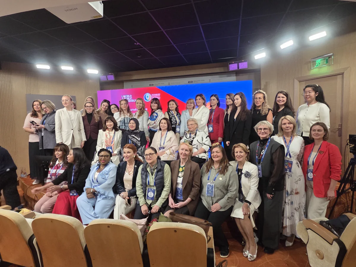 Participants gather for a group photograph